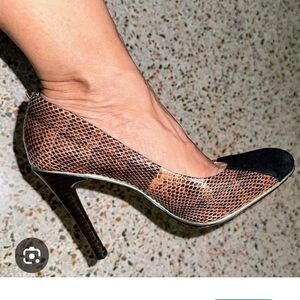 Reiss Black And Brown
Snakeskin and Suede  Heels Shoes Size 39